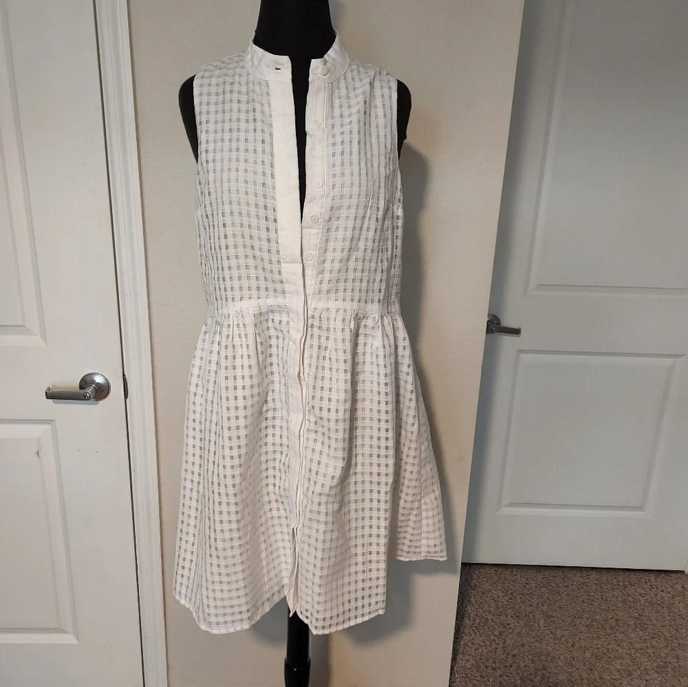 Tuckernuck White Textured Button-Down Top - Picture 5 of 12